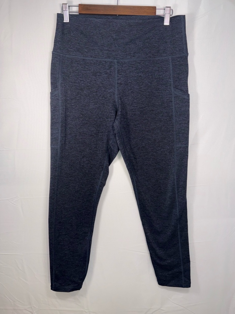 Offline by Aerie Dark Gray Womens Athletic Ankle Leggings With Pockets size XL